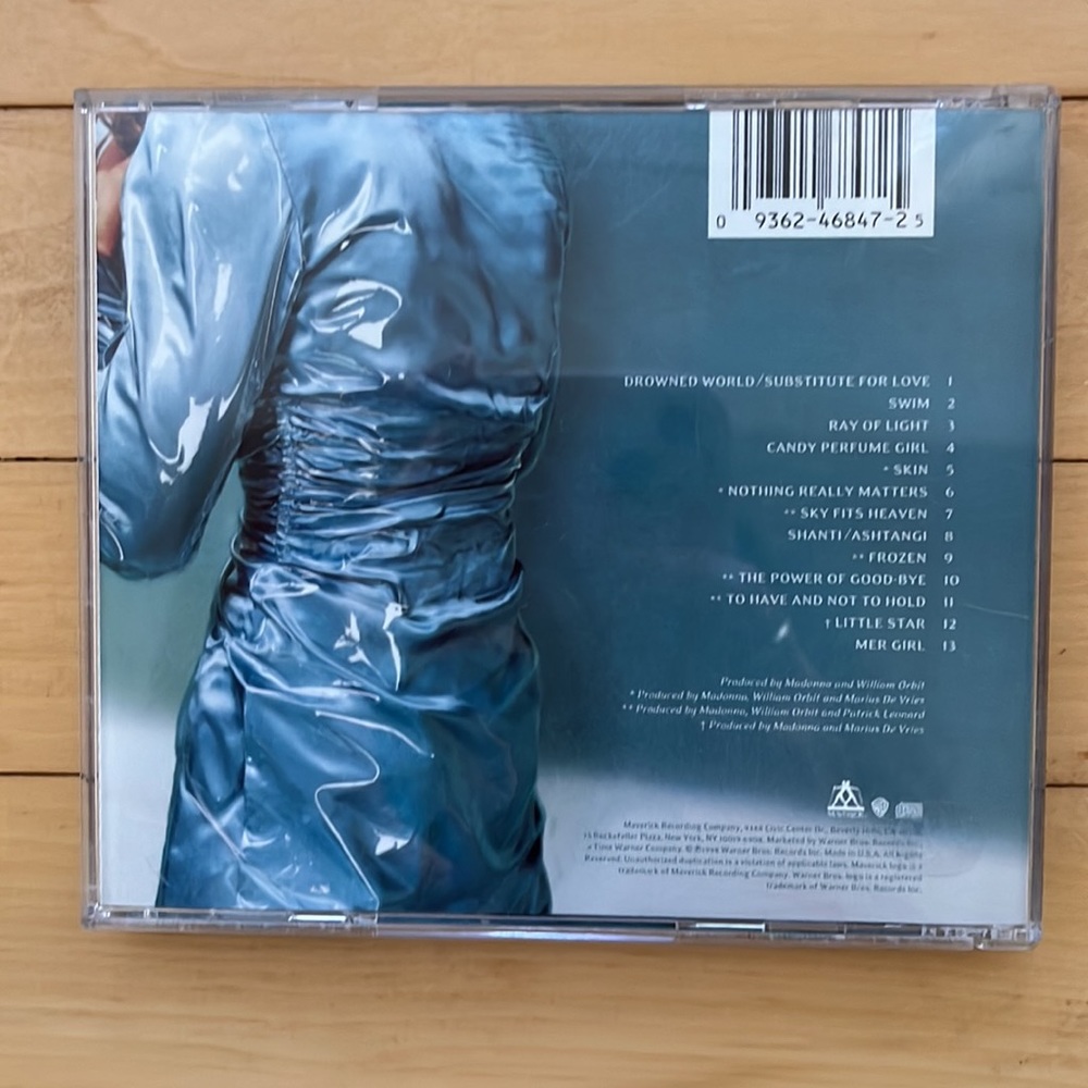 Madonna CD - Picture 2 of 2